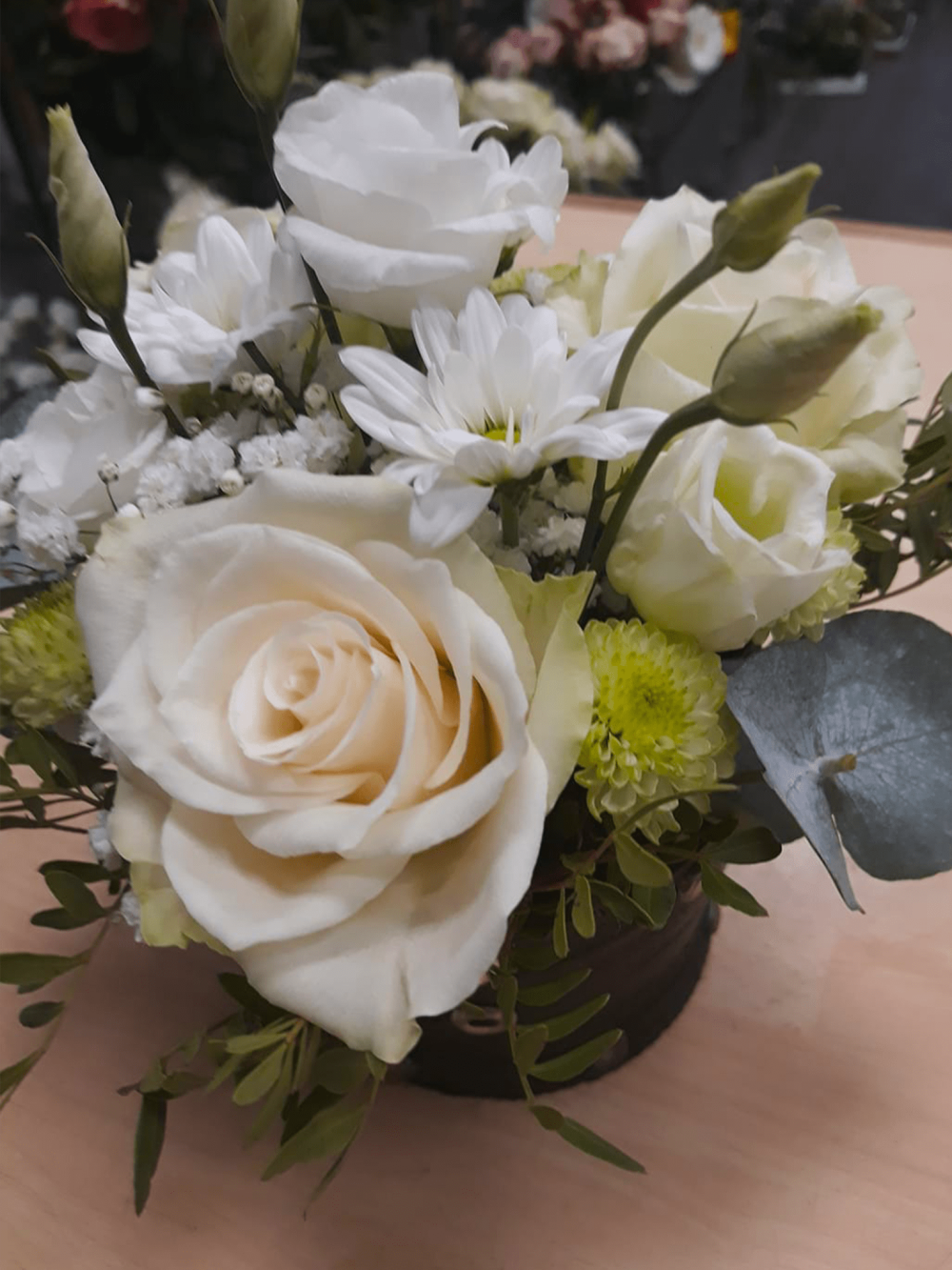 Bouquets de fleurs blanches
