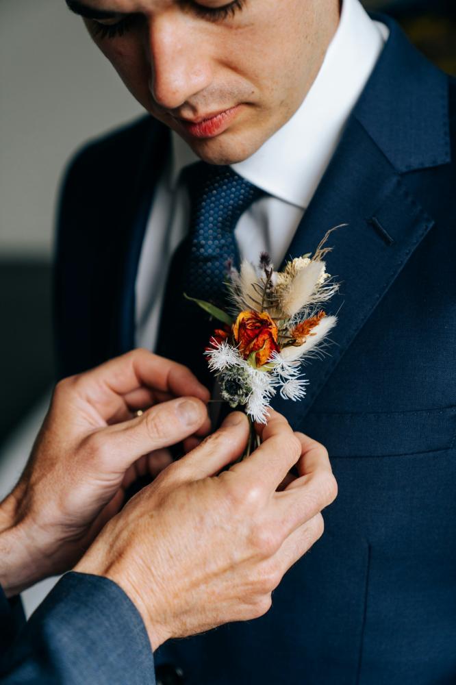 Boutonnière en fleurs séchées